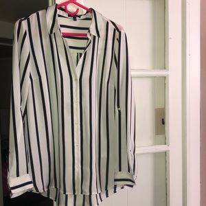 Express black and white city shirt size large